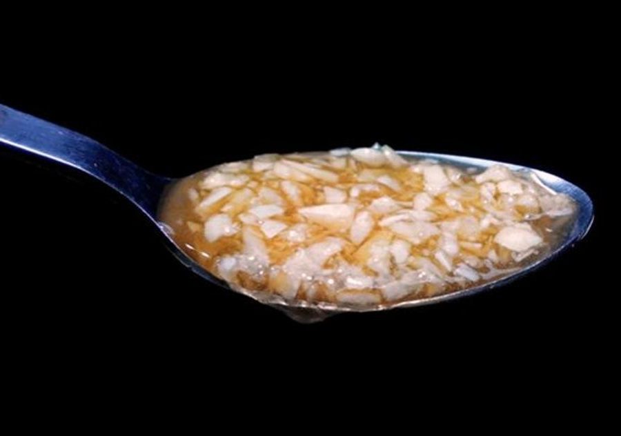 Do You Suffer Of Shortness Of Breath Or Sleep Apnea? Try Mixing Lemons, Garlic And Honey